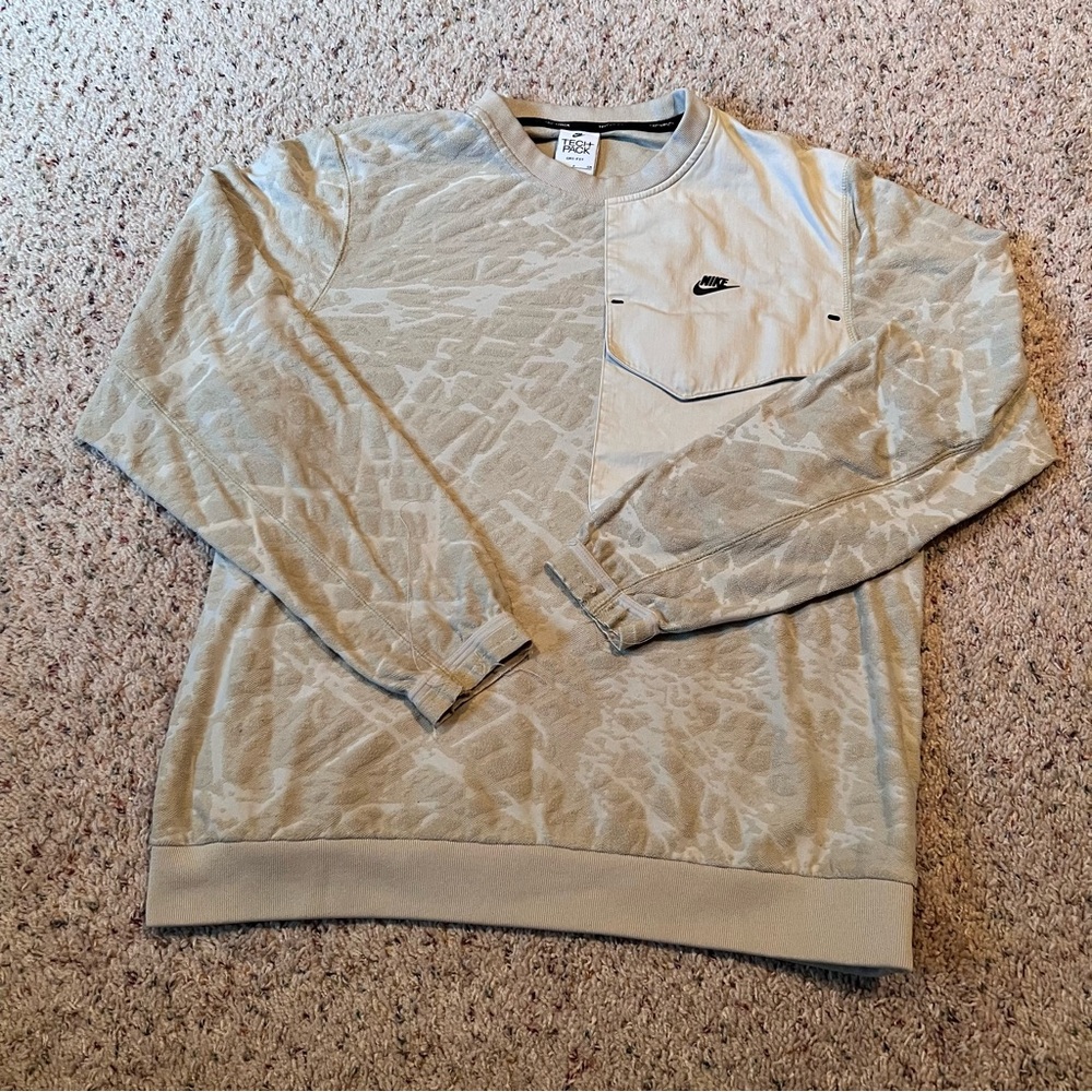 Nike Tech Crewneck Sweater